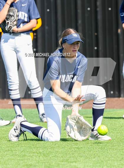Thumbnail 1 in Forney vs. Walnut Grove (UIL 5A Softball Regional Semi-Final) photogallery.