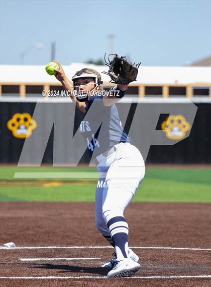 Thumbnail 2 in Forney vs. Walnut Grove (UIL 5A Softball Regional Semi-Final) photogallery.