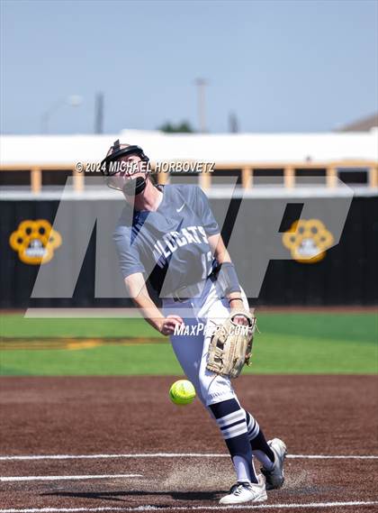 Thumbnail 1 in Forney vs. Walnut Grove (UIL 5A Softball Regional Semi-Final) photogallery.