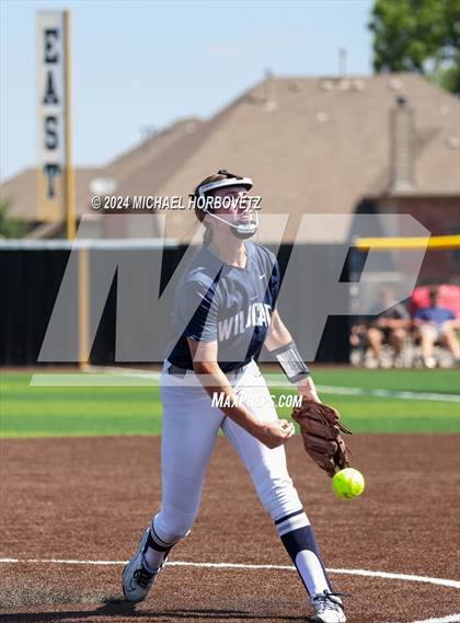 Thumbnail 1 in Forney vs. Walnut Grove (UIL 5A Softball Regional Semi-Final) photogallery.