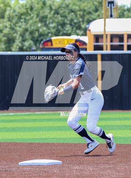 Thumbnail 1 in Forney vs. Walnut Grove (UIL 5A Softball Regional Semi-Final) photogallery.