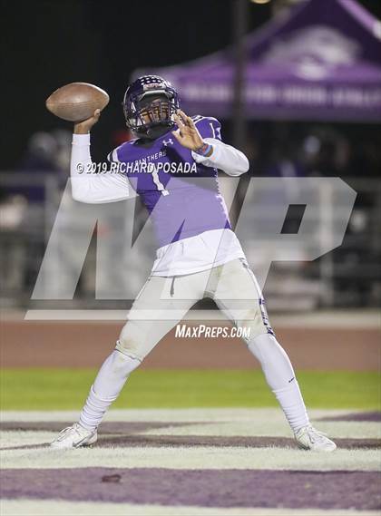 Thumbnail 2 in Selma @ Washington Union (CIF CS D4 Final) photogallery.