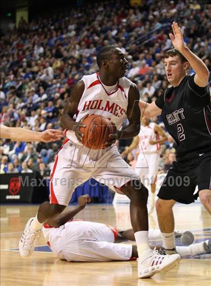 Thumbnail 3 in Holmes vs Elliot Co. (Sweet 16 Semifinal) photogallery.