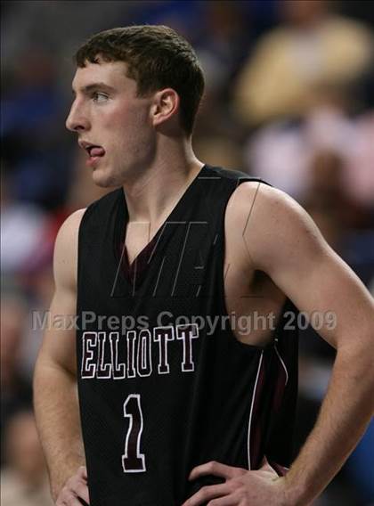 Thumbnail 2 in Holmes vs Elliot Co. (Sweet 16 Semifinal) photogallery.
