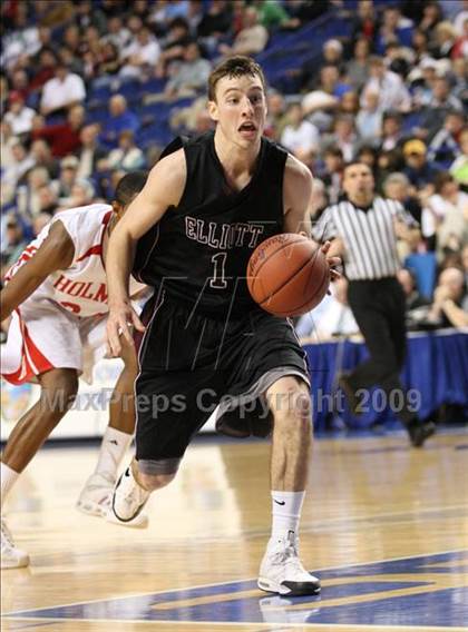 Thumbnail 2 in Holmes vs Elliot Co. (Sweet 16 Semifinal) photogallery.