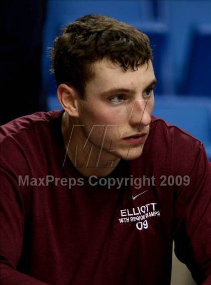 Thumbnail 3 in Holmes vs Elliot Co. (Sweet 16 Semifinal) photogallery.