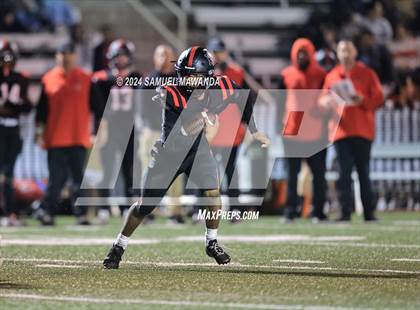 Thumbnail 3 in La Salle @ Harvard-Westlake  photogallery.