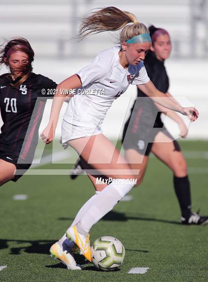 Thumbnail 2 in Rouse @ Dripping Springs (UIL 5A Bi-District Playoff) photogallery.