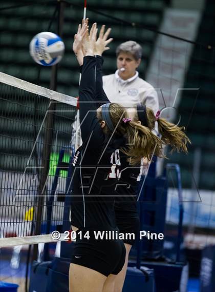 Thumbnail 1 in Suffern vs. Penfield (NYSPHSAA Class AA Final) photogallery.