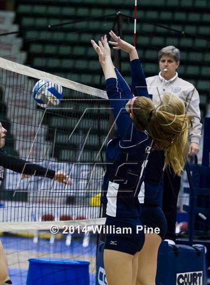Thumbnail 2 in Suffern vs. Penfield (NYSPHSAA Class AA Final) photogallery.