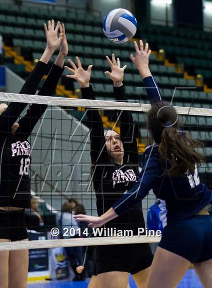 Thumbnail 2 in Suffern vs. Penfield (NYSPHSAA Class AA Final) photogallery.