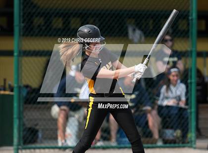 Thumbnail 2 in Sutherland vs. Honeoye Falls-Lima (Section 5 Class A1 Final) photogallery.