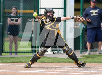 Thumbnail 2 in Sutherland vs. Honeoye Falls-Lima (Section 5 Class A1 Final) photogallery.