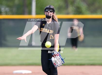 Thumbnail 3 in Sutherland vs. Honeoye Falls-Lima (Section 5 Class A1 Final) photogallery.