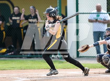 Thumbnail 1 in Sutherland vs. Honeoye Falls-Lima (Section 5 Class A1 Final) photogallery.
