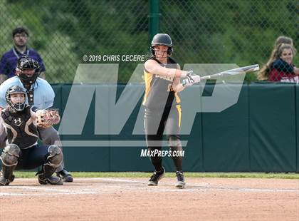 Thumbnail 2 in Sutherland vs. Honeoye Falls-Lima (Section 5 Class A1 Final) photogallery.