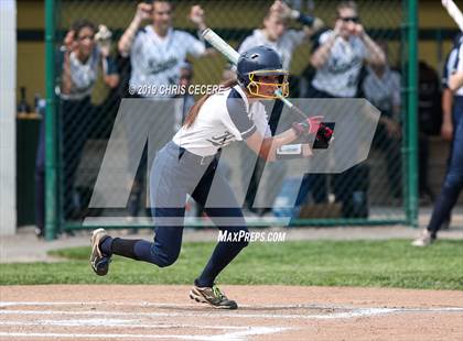 Thumbnail 3 in Sutherland vs. Honeoye Falls-Lima (Section 5 Class A1 Final) photogallery.