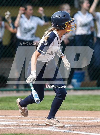 Thumbnail 1 in Sutherland vs. Honeoye Falls-Lima (Section 5 Class A1 Final) photogallery.