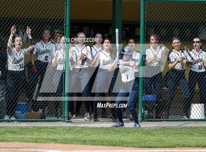 Thumbnail 2 in Sutherland vs. Honeoye Falls-Lima (Section 5 Class A1 Final) photogallery.