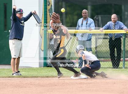 Thumbnail 1 in Sutherland vs. Honeoye Falls-Lima (Section 5 Class A1 Final) photogallery.