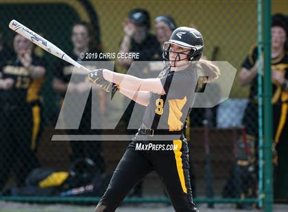 Thumbnail 1 in Sutherland vs. Honeoye Falls-Lima (Section 5 Class A1 Final) photogallery.