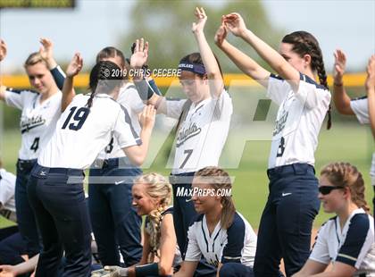 Thumbnail 3 in Sutherland vs. Honeoye Falls-Lima (Section 5 Class A1 Final) photogallery.