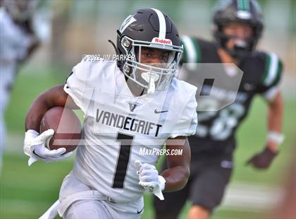Thumbnail 3 in Vandegrift @ Cedar Park photogallery.