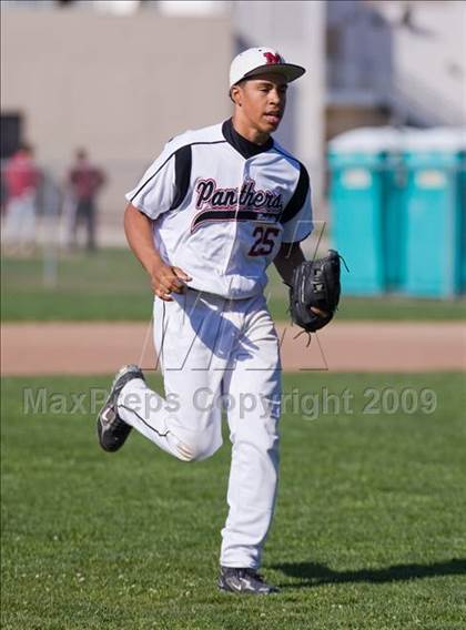 Thumbnail 2 in Downey @ Modesto photogallery.