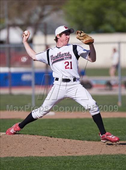Thumbnail 2 in Downey @ Modesto photogallery.