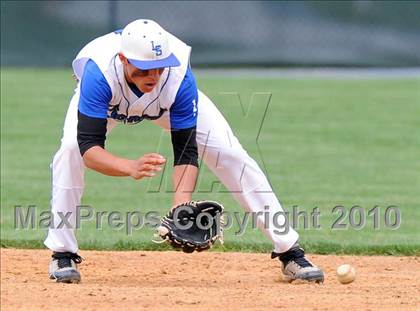 Thumbnail 3 in East Pennsboro vs Lampeter-Strasburg (D3 AAA Playoffs) photogallery.