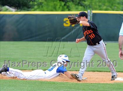 Thumbnail 1 in East Pennsboro vs Lampeter-Strasburg (D3 AAA Playoffs) photogallery.