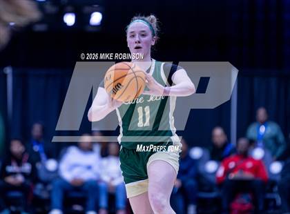 Thumbnail 3 in Kenwood vs. Lane Tech photogallery.