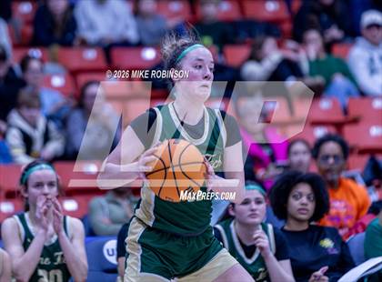 Thumbnail 3 in Kenwood vs. Lane Tech photogallery.