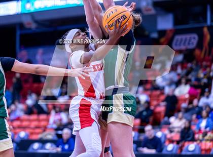 Thumbnail 2 in Kenwood vs. Lane Tech photogallery.