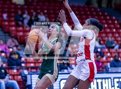 Thumbnail 2 in Kenwood vs. Lane Tech photogallery.
