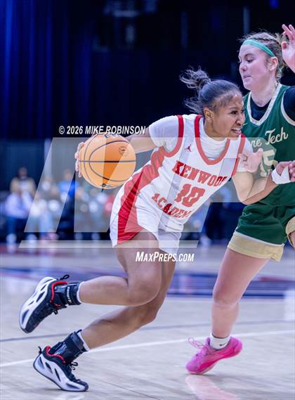 Thumbnail 1 in Kenwood vs. Lane Tech photogallery.