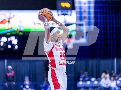 Thumbnail 2 in Kenwood vs. Lane Tech photogallery.