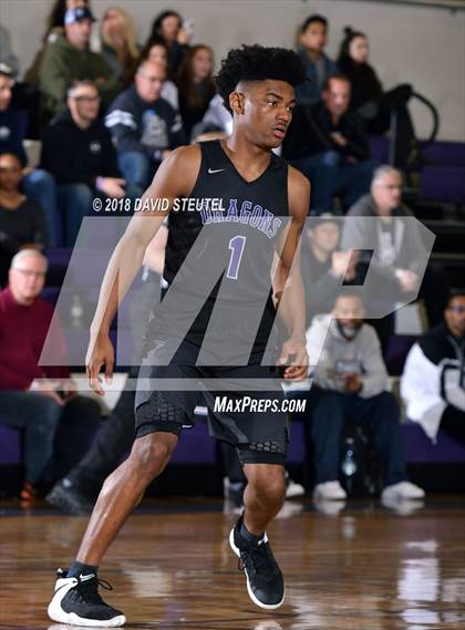 Thumbnail 3 in Sacramento vs. Clovis North (St. Hope Elite Classic) photogallery.
