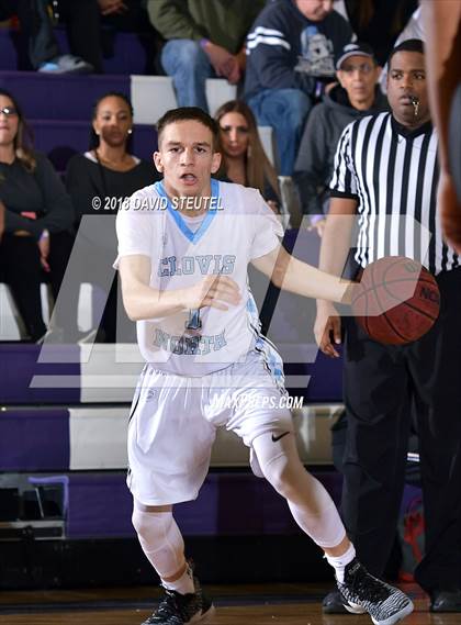 Thumbnail 3 in Sacramento vs. Clovis North (St. Hope Elite Classic) photogallery.
