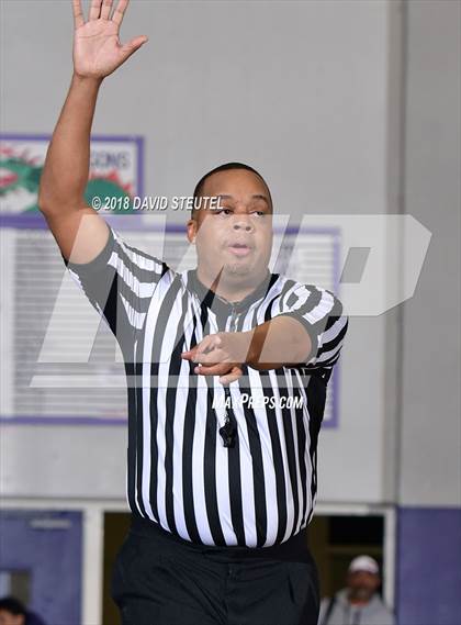 Thumbnail 3 in Sacramento vs. Clovis North (St. Hope Elite Classic) photogallery.