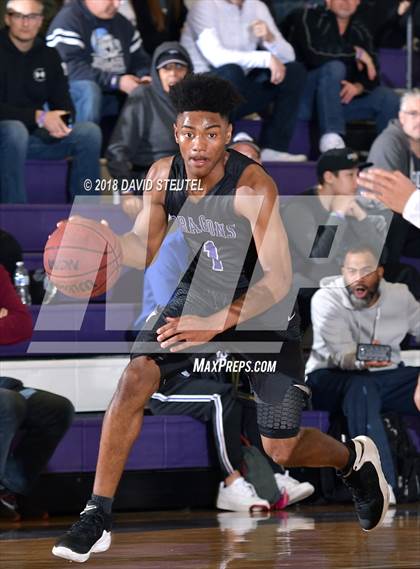 Thumbnail 3 in Sacramento vs. Clovis North (St. Hope Elite Classic) photogallery.