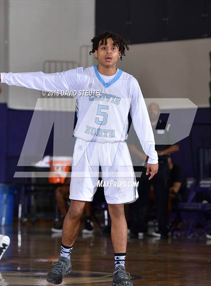 Thumbnail 1 in Sacramento vs. Clovis North (St. Hope Elite Classic) photogallery.