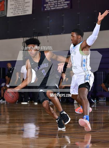 Thumbnail 1 in Sacramento vs. Clovis North (St. Hope Elite Classic) photogallery.