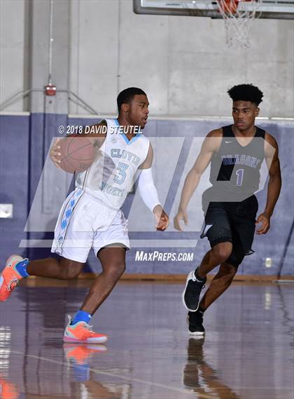 Thumbnail 2 in Sacramento vs. Clovis North (St. Hope Elite Classic) photogallery.