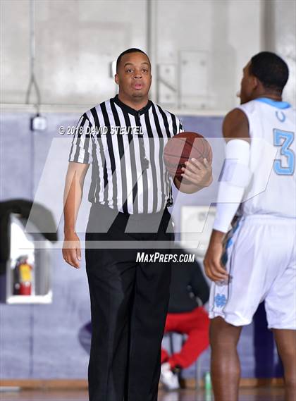 Thumbnail 1 in Sacramento vs. Clovis North (St. Hope Elite Classic) photogallery.