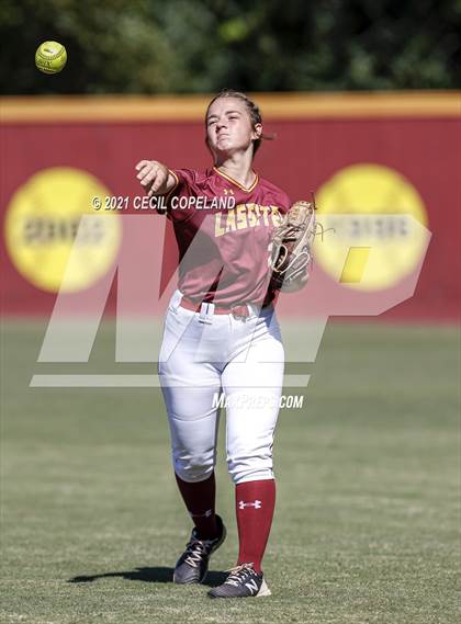 Thumbnail 1 in Lassiter vs. Glynn Academy (GHSA 6A 2nd Round Playoff - Game 1) photogallery.