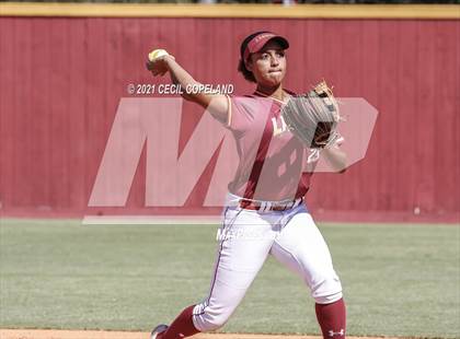 Thumbnail 3 in Lassiter vs. Glynn Academy (GHSA 6A 2nd Round Playoff - Game 1) photogallery.
