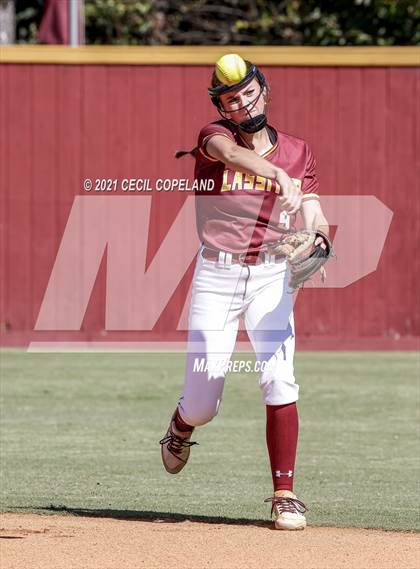 Thumbnail 3 in Lassiter vs. Glynn Academy (GHSA 6A 2nd Round Playoff - Game 1) photogallery.