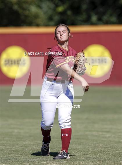 Thumbnail 3 in Lassiter vs. Glynn Academy (GHSA 6A 2nd Round Playoff - Game 1) photogallery.