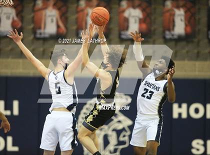 Thumbnail 3 in Rush-Henrietta @ Gates Chili photogallery.